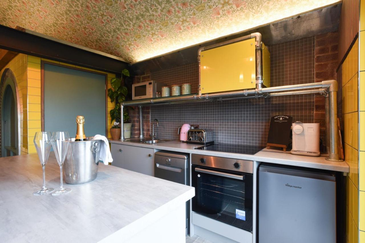 Westbourne  Air Maison - The Cow Shed Wow Factor Countryside Retreat מראה חיצוני תמונה
