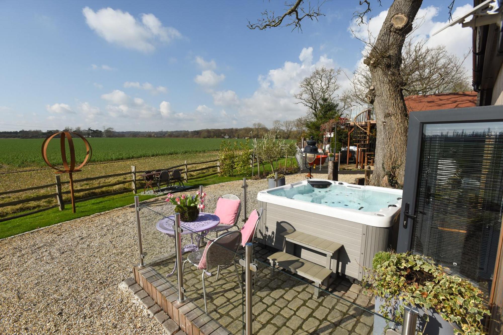 Westbourne  Air Maison - The Cow Shed Wow Factor Countryside Retreat מראה חיצוני תמונה