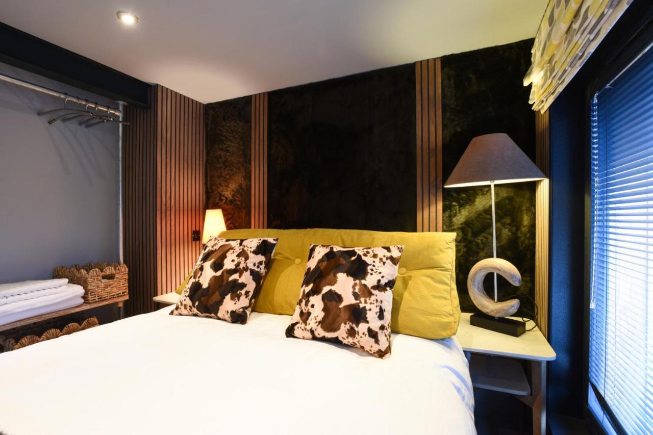 Westbourne  Air Maison - The Cow Shed Wow Factor Countryside Retreat מראה חיצוני תמונה
